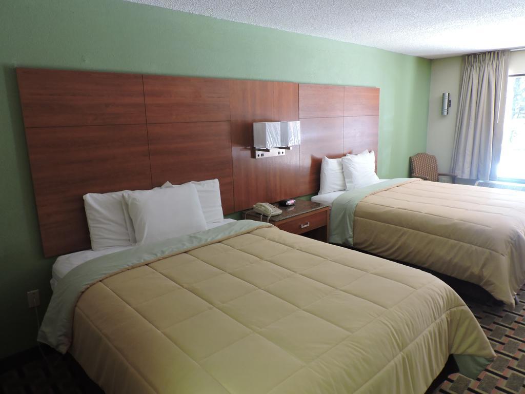 Days Inn Conover/Hickory Cameră foto